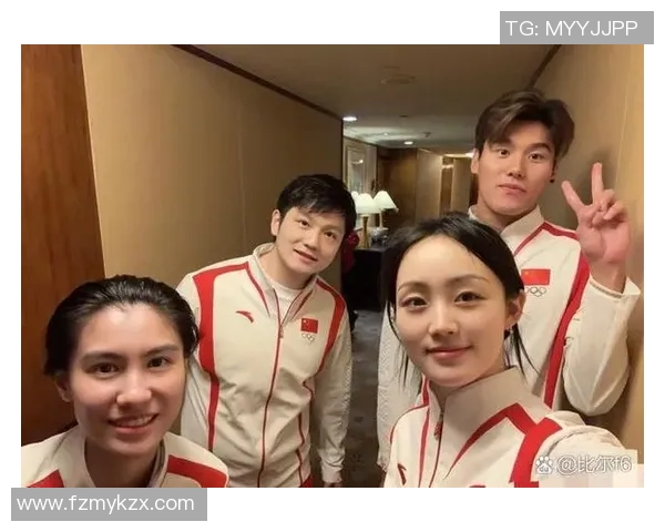 足球明星分享乒乓球的魅力与挑战探讨运动员跨界的精彩瞬间